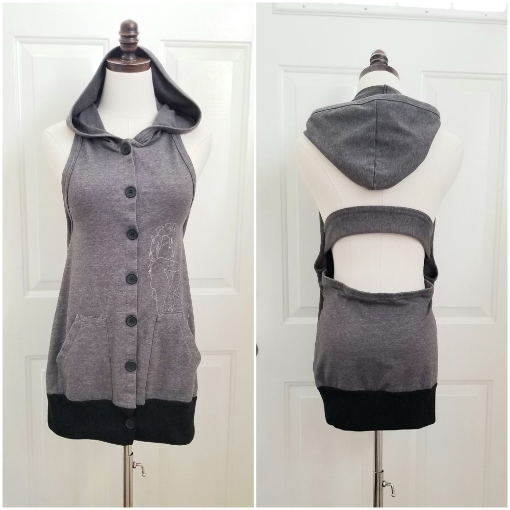 NZ Women's Gray Workout Active Hooded Jacket with Open Back, S-M